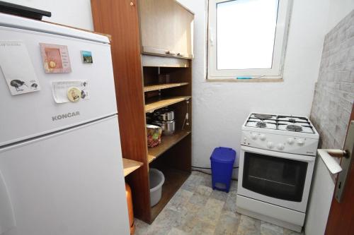 Apartments by the sea Kneza, Korcula - 9164