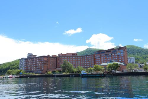 . Toyako Manseikaku Hotel Lakeside Terrace