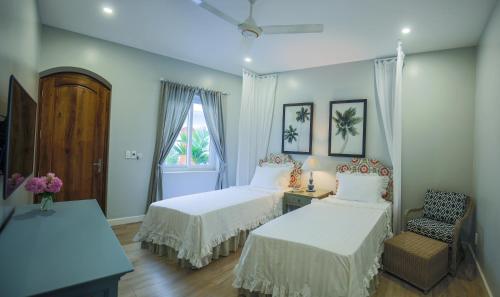 Serenity by the Sea Set in a prime location of Phan Thiet, Mui Ne Backpackers Resort puts everything the city has to offer just outside your doorstep. Both business travelers and tourists can enjoy the hotels facilities