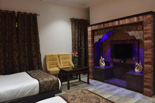 room detail thumbnail 0