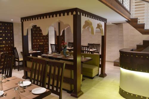 Jaipur Hotel New - A Heritage Hotel photo 3
