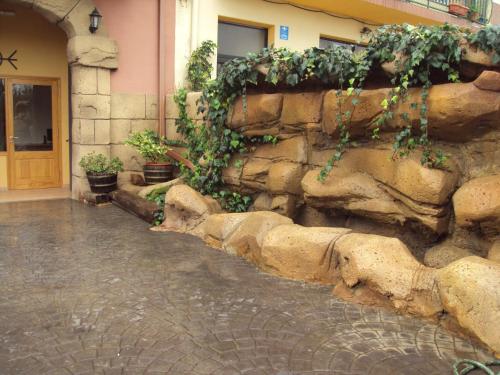 Hostal Sant Roc - image 14