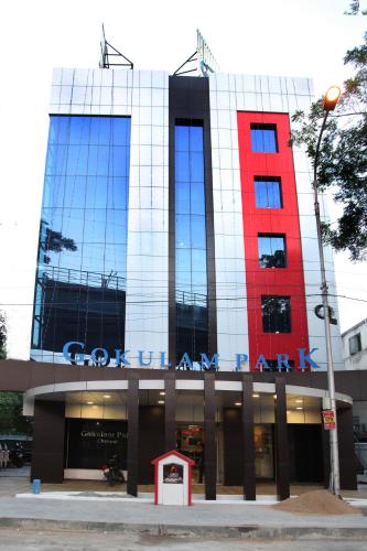 Hotel Gokulam Park