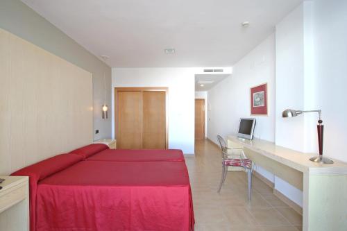 Adiafa - main image
