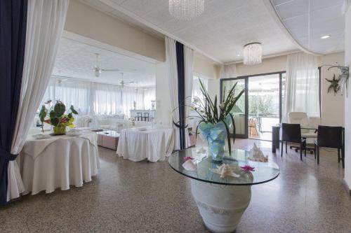 Hotel Silver - image 5