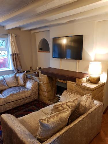 Mill Yard Cottage, Wirksworth, Derbyshire