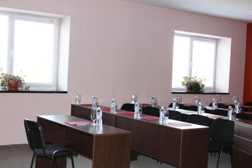Kendros Hotel - image 3