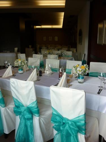 Kendros Hotel - image 2
