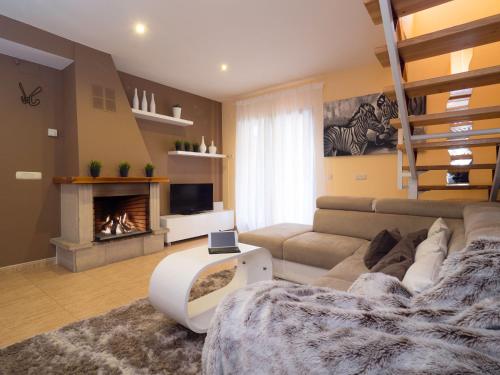  El Despertar, Ferienwohnung in Boltaña