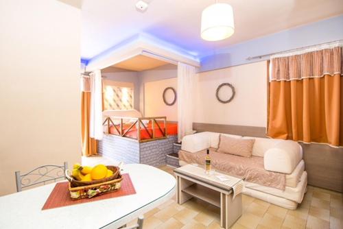 Takis Hotel Apartments - image 12