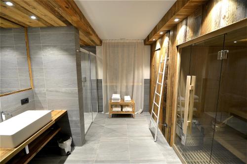 Hotel Piccolo Tibet - image 8
