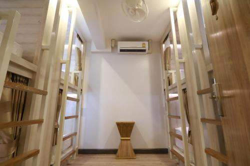 Mariya Lady Hostel At Suvarnabhumi Airport