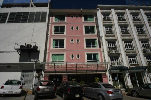 Hotel Plaza Crystal