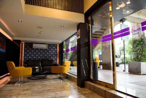 スタジオ エカマイ