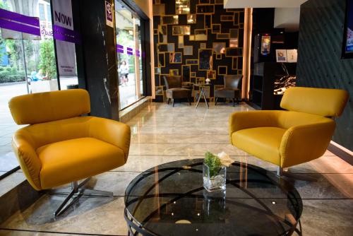 スタジオ エカマイ