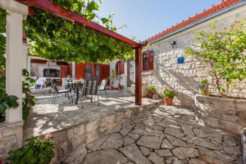 Countryside Family Villa with Private Pool