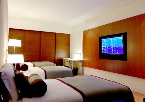 Oryx Airport Hotel