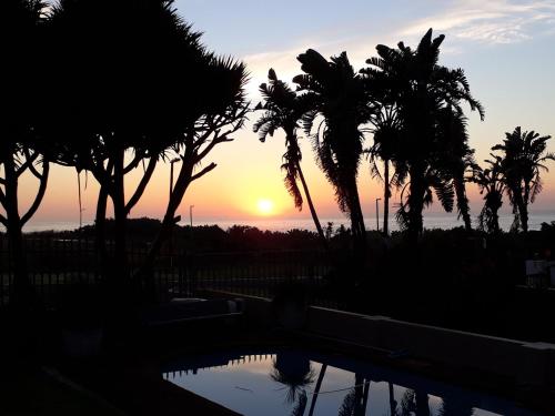 Uvongo Destiny4u Retreat