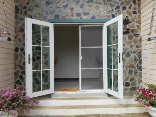 Cottages @ Hill Resort thumbnail 2