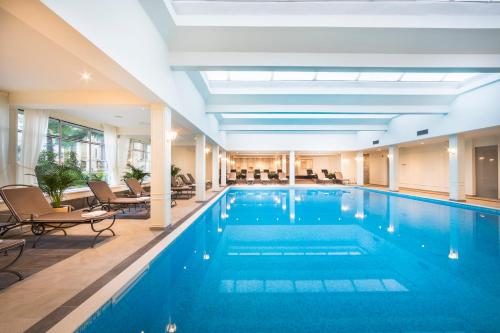 Swimming pool, Villa Abbazia - by Liburnia Hotels & Villas in Opatija