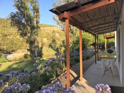 Exterior view of Riversong Cottages