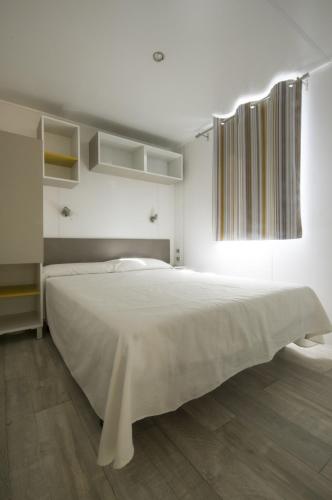 Camping La Pineda de Salou - image 2