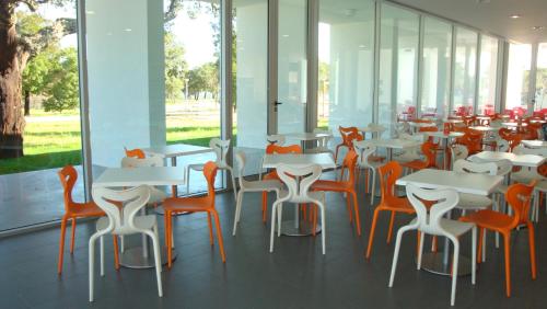 Étterem, Parque de Campismo Orbitur Montargil in Montargil