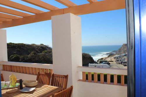  Sea view apartamento, Pension in Arrifana Strand