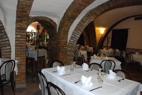 Hotel Ristorante Farese - image 9