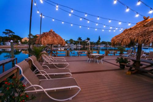 Facilities, Bay Palms Waterfront Resort - Hotel and Marina in St. Pete Beach (FL)