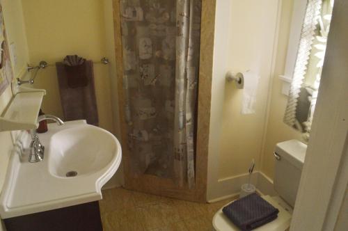 Banyan Tree B&B Retreat Banyan Tree B&B Retreat