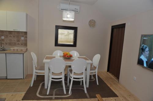 Golden House Apartments in Cacak