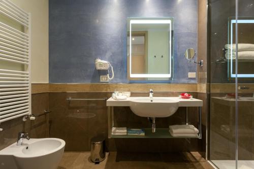 Hotel Imperiale Rimini - image 2