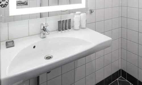 Thon Hotel Europa - image 9