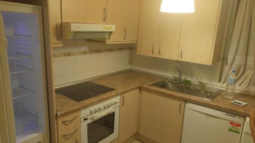 3 bedrooms, 6 beds