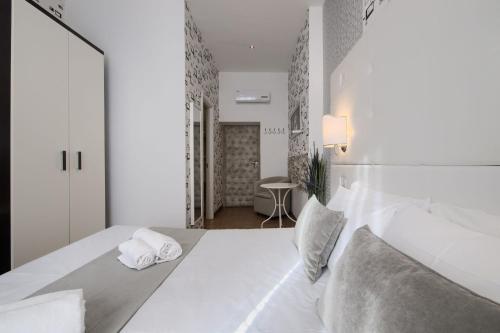 Domus Pietro Inn - image 12