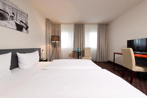 ACHAT Hotel Hockenheim ACHAT Comfort Mannheim/Hockenheim is a popular choice amongst travelers in Hockenheim, whether exploring or just passing through. The hotel offers a high standard of service and amenities to suit the 