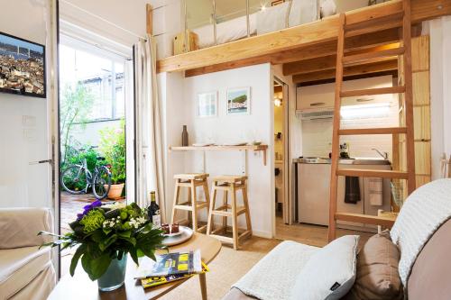 le cosy near Brasserie le Johnston