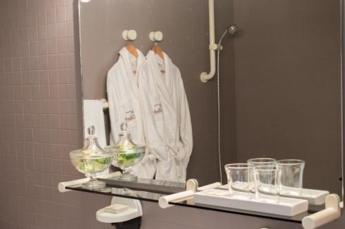 Logis Hotel Saint-Roch photo 16