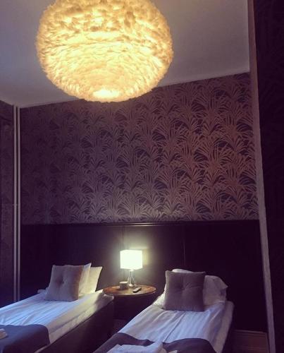 Morris Hotel - image 14