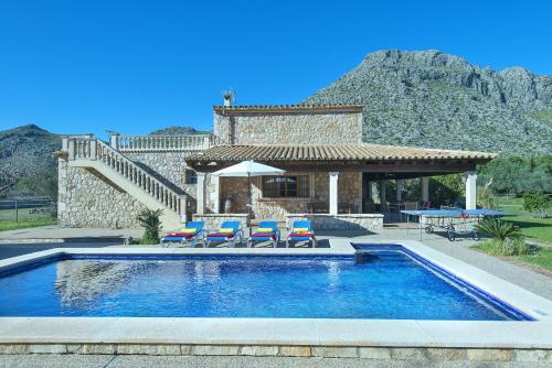 Villa Boquer Walking Distance to the Beach - image 8