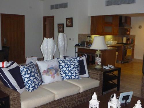 Your Second Home Away in ลาส เทอเรนาส