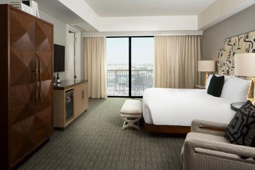 Hotel ZaZa Houston Memorial City in Houston, USA