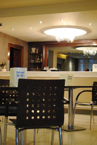Hotel Ideal - image 11