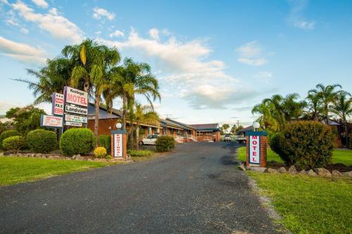 Exterior view of Kootingal Landview Motel