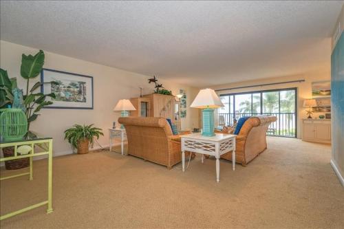 Sea Oats 337 Apartment