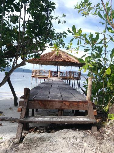 Mangrove Homestay Raja Ampat