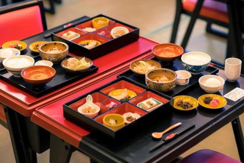 다카미야 료칸 야마카와 - 식음료(F&B)