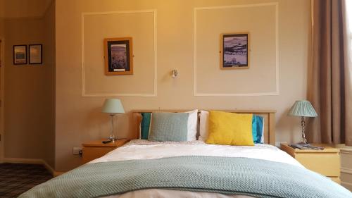 Moorgarth Guesthouse - image 3