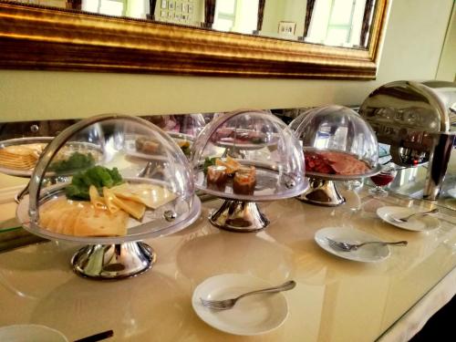 Pałac Wiechlice - Hotel, Restaurant, SPA - 식음료(F&B)